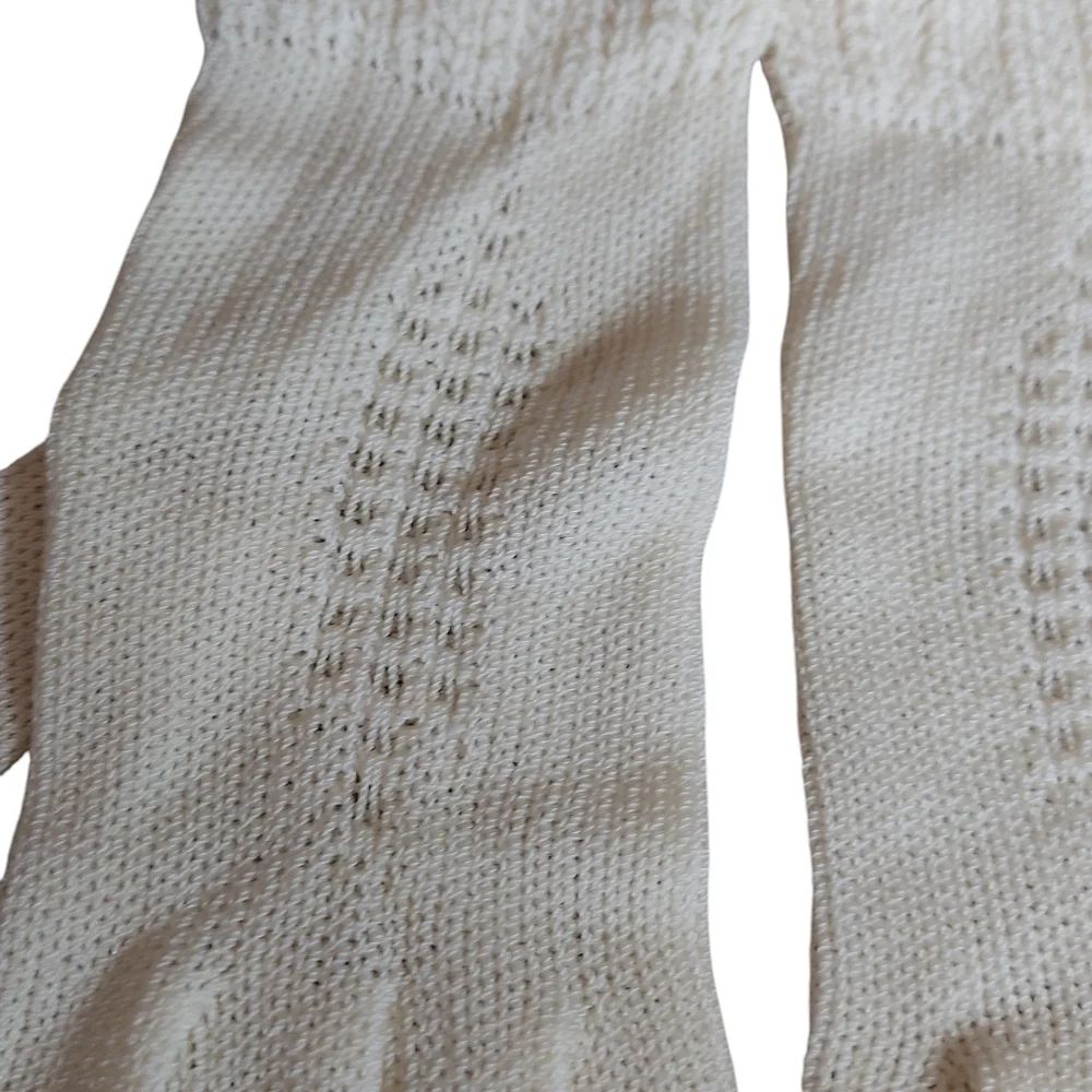 Vintage Cream Ivory Knit Stretch intricate knit pattern gloves
